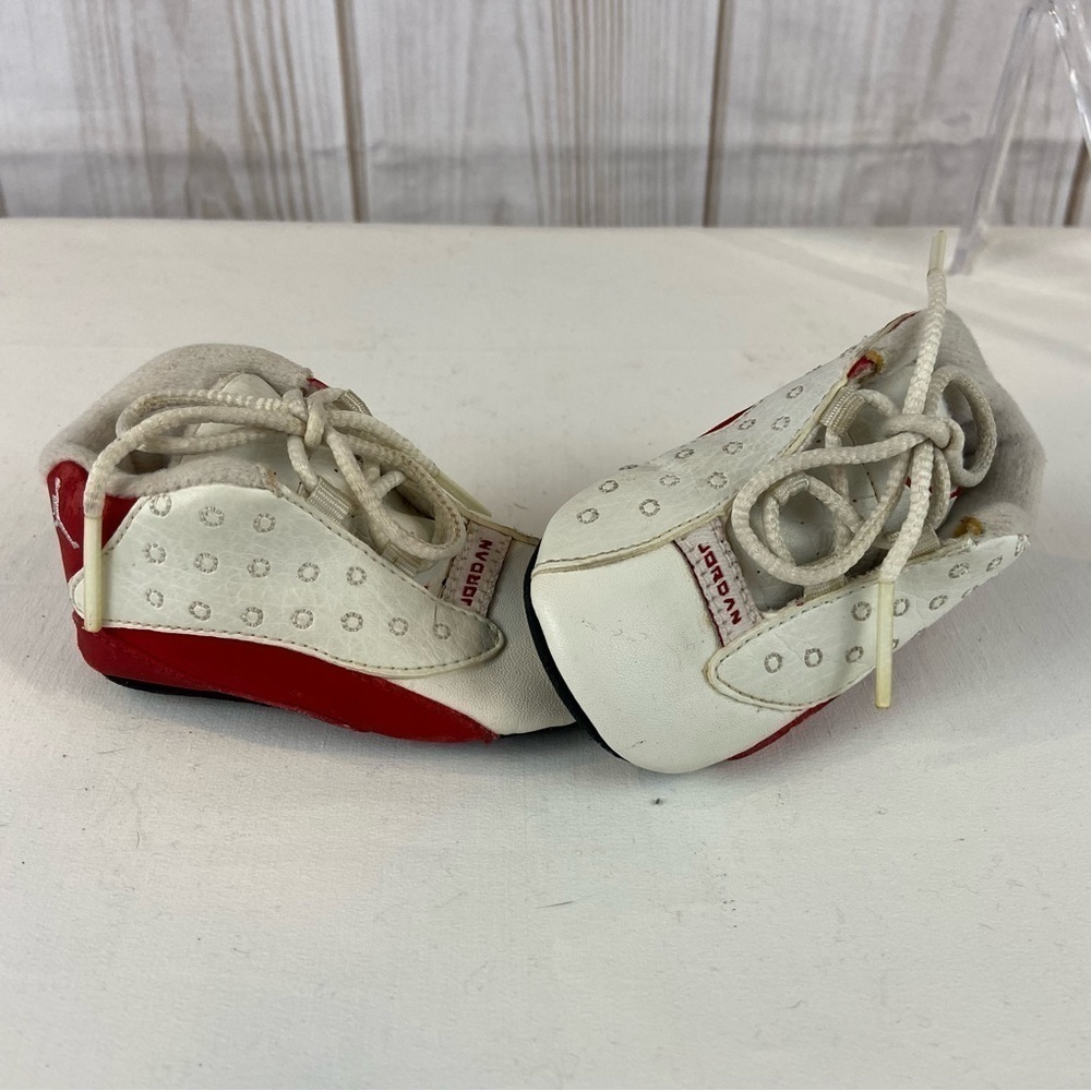 Nike Air Jordan’s Rare Vintage 2005 Baby Crib Booties Red White Size 2C - Picture 8 of 8